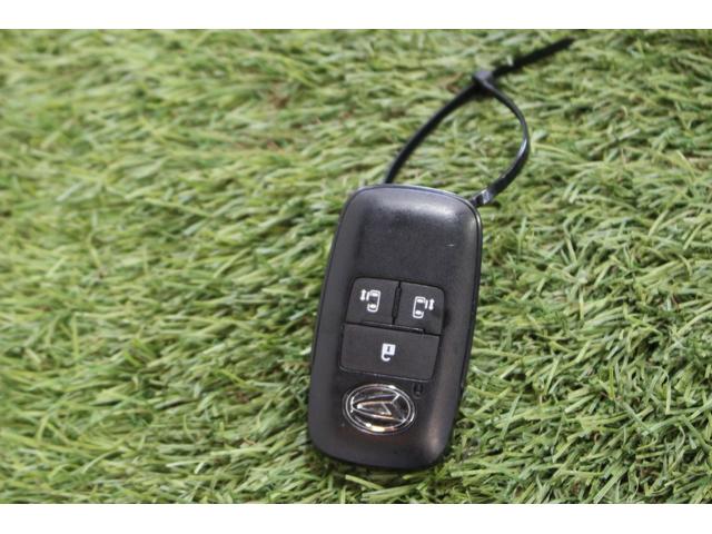 ムーヴキャンバスストライプスＧ認定中古車　　パノラマモニター対応カメラ　ステアリングスイッチ　ＬＥＤヘッドライト　両側パワースライドドア　キーフリーシステム　オートエアコン　前席シートヒーター　ホッとカップホルダー（香川県）の中古車