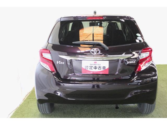 ヴィッツジュエラ認定中古車　純正７インチナビ　バックカメラ　ＥＴＣ　ドライブレコーダー　ステアリングスイッチ　キーフリーシステム　ＬＥＤヘッドライト　オートエアコン　オートライト　社外１４インチアルミホイール（香川県）の中古車