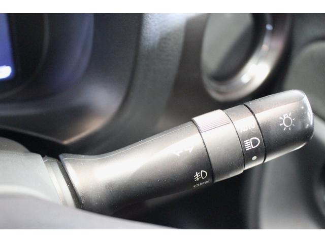 ヴィッツジュエラ認定中古車　純正７インチナビ　バックカメラ　ＥＴＣ　ドライブレコーダー　ステアリングスイッチ　キーフリーシステム　ＬＥＤヘッドライト　オートエアコン　オートライト　社外１４インチアルミホイール（香川県）の中古車