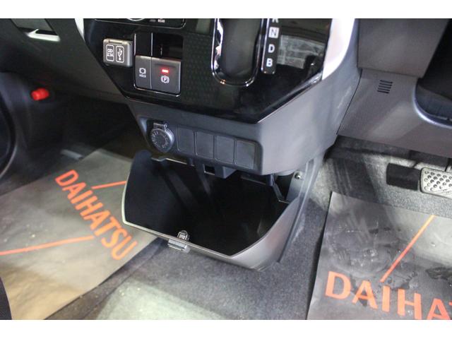 トールカスタムＧ　ターボ認定中古車　９インチディスプレイオーディオ　バックカメラ　ステアリングスイッチ　ＬＥＤヘッドライト　キーフリーシステム　両側パワースライドドア　オートエアコン　オートライト　アイドリングストップ（香川県）の中古車