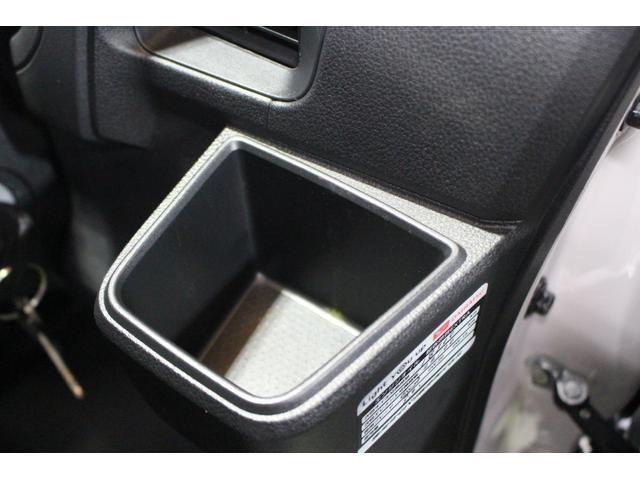 ハイゼットカーゴＤＸ４ＷＤ　ＣＶＴ　ディスプレイオーディオ　ＴＶ　バックカメラ　キーレスエントリー　両側スライドドア　ラジオ　オートライト　エアコン　パワステ　パワーウインドウ（香川県）の中古車