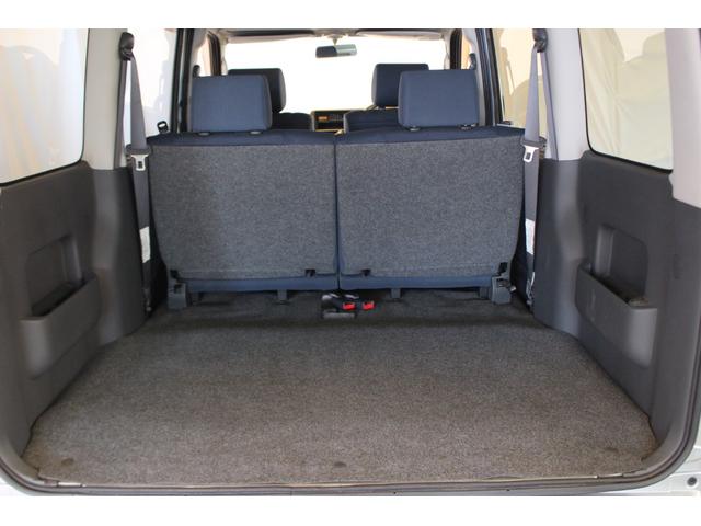 ハイゼットカーゴクルーズ認定中古車　ＡＴ車　キーレスエントリー　ラジオ　両側スライドドア　ハロゲンヘッドライト　電動格納ミラー　ドアバイザー　マニュアルエアコン　リヤワイパー　最大積載量３５０Ｋｇ　パワーステアリング（香川県）の中古車