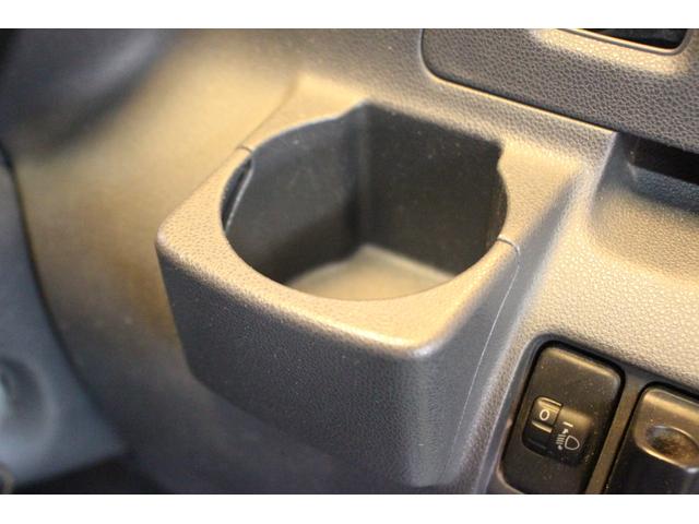 ハイゼットカーゴクルーズ認定中古車　ＡＴ車　キーレスエントリー　ラジオ　両側スライドドア　ハロゲンヘッドライト　電動格納ミラー　ドアバイザー　マニュアルエアコン　リヤワイパー　最大積載量３５０Ｋｇ　パワーステアリング（香川県）の中古車