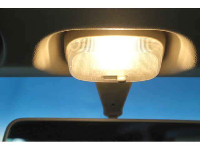 ハイゼットカーゴクルーズ認定中古車　ＡＴ　ＣＤラジオ　マニュアルエアコン　両側スライドドア　電動格納ミラー　ハロゲンヘッドライト　ドアバイザー　リヤワイパー　パワーウインド　パワーステアリング　シガーライター（香川県）の中古車