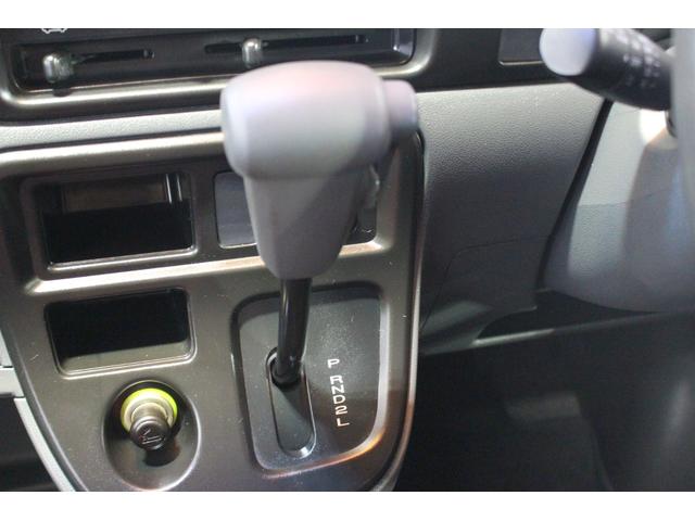 ハイゼットカーゴクルーズ認定中古車　ＡＴ　ＣＤラジオ　マニュアルエアコン　両側スライドドア　電動格納ミラー　ハロゲンヘッドライト　ドアバイザー　リヤワイパー　パワーウインド　パワーステアリング　シガーライター（香川県）の中古車