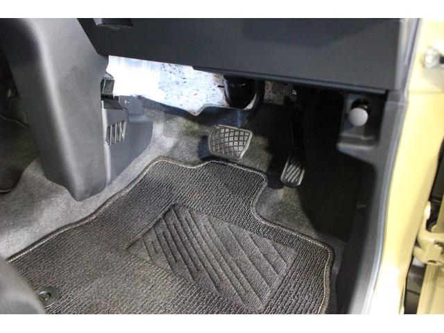 タントファンクロス認定中古車　ＣＶＴ　９インチディスプレイオーディオ　バックモニター　キーフリーシステム　シートヒーター　両側パワースライドドア　ステアリングスイッチ　オートエアコン　オートライト　ＬＥＤヘッドライト（香川県）の中古車