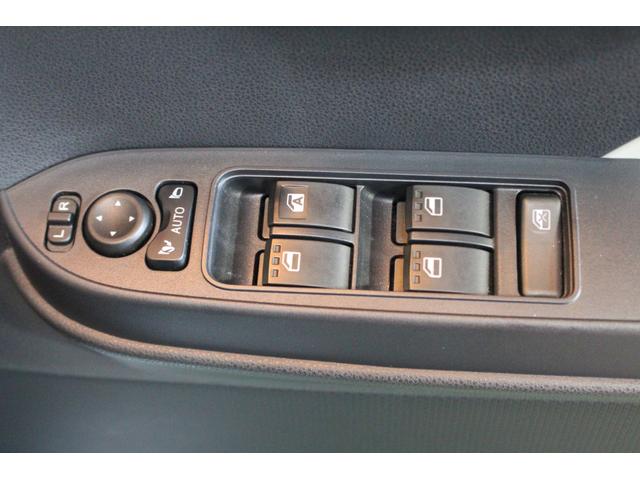タントＸ認定中古車　ＣＶＴ　９インチディスプレイオーディオ　バックモニター　キーフリーシステム　ステアリングスイッチ　オートエアコン　オートライト　ＬＥＤヘッドライト　両側パワースライドドア　電動格納ミラー（香川県）の中古車