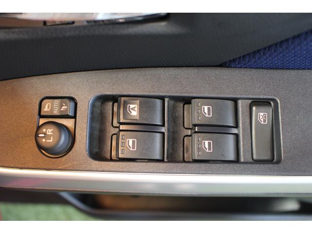 タンクカスタムＧ−Ｔ認定中古車　ＣＶＴ　ナビ　バックモニター　ＥＴＣ　オートエアコン　キーフリーシステム　両側パワースライドドア　シートヒーター　ステアリングスイッチ　スマートアシスト　電動格納ミラー　ドアバイザー（香川県）の中古車