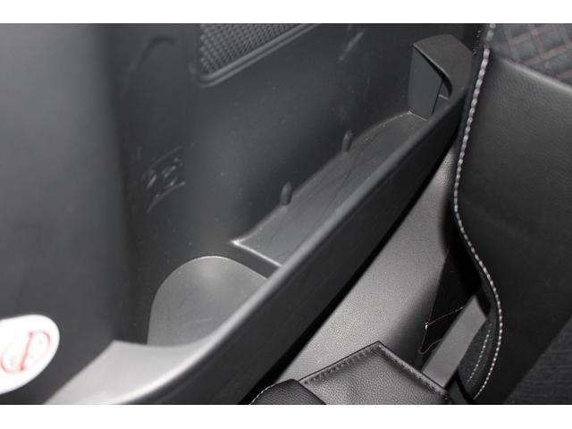 タントカスタムＲＳ認定中古車　ＣＶＴ　４ＷＤ　ナビ　バックモニター　ドライブレコーダー　ＥＴＣ　キーフリーシステム　シートヒーター　両側パワースライドドア　ステアリングスイッチ　ＬＥＤヘッドライト　オートライト（香川県）の中古車