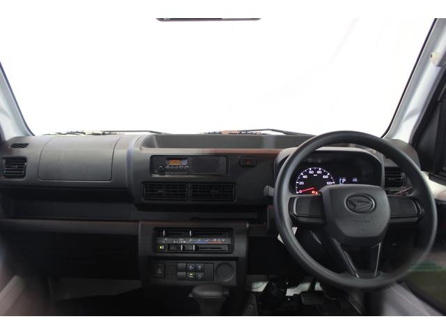 ハイゼットトラックスタンダード認定中古車　ＣＶＴ　ラジオ　マニュアルエアコン　ＬＥＤヘッドライト　オートライト　アイドリングストップ　スマートアシスト　コーナーセンサー　パワーステアリング　ドアバイザー　最大積載量３５０ｋｇ（香川県）の中古車
