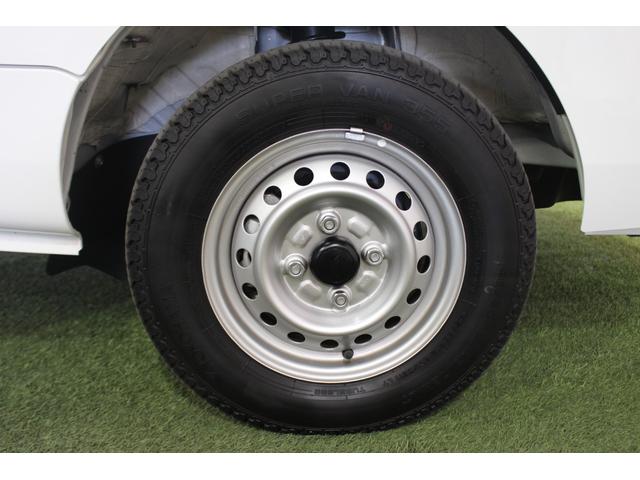ハイゼットトラックスタンダード認定中古車　ＣＶＴ　ラジオ　マニュアルエアコン　ＬＥＤヘッドライト　オートライト　アイドリングストップ　スマートアシスト　コーナーセンサー　パワーステアリング　ドアバイザー　最大積載量３５０ｋｇ（香川県）の中古車