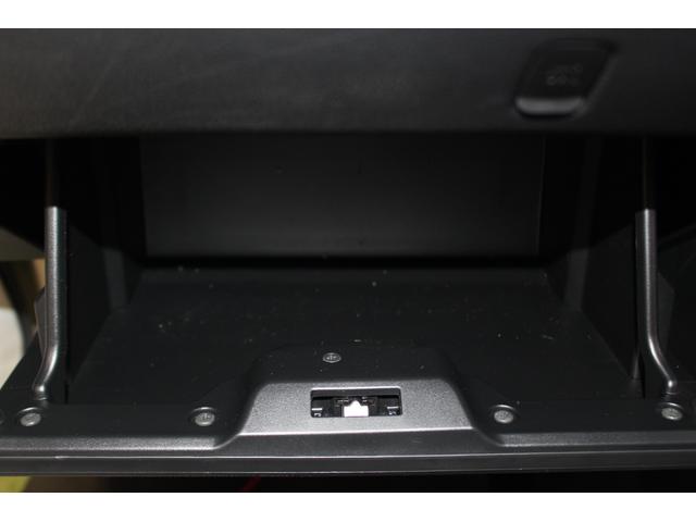 ハイゼットトラックスタンダード認定中古車　ＣＶＴ　ラジオ　マニュアルエアコン　コーナーセンサー　アイドリングストップ　スマートアシスト　オートライト　パワーステアリング　ハロゲンヘッドライト　ドアバイザー　最大積載量３５０ｋｇ（香川県）の中古車