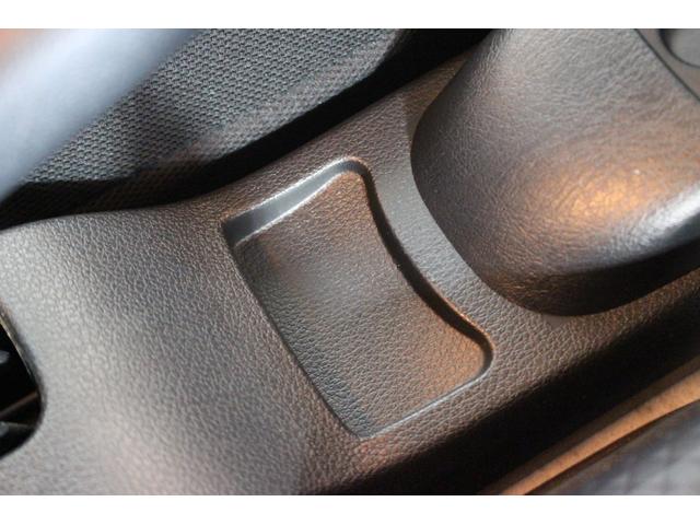 ハイゼットトラックスタンダード認定中古車　ＣＶＴ　ラジオ　マニュアルエアコン　コーナーセンサー　アイドリングストップ　スマートアシスト　オートライト　パワーステアリング　ハロゲンヘッドライト　ドアバイザー　最大積載量３５０ｋｇ（香川県）の中古車