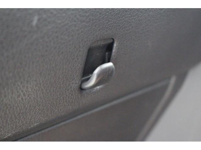 ハイゼットトラックスタンダード認定中古車　ＣＶＴ　ラジオ　マニュアルエアコン　コーナーセンサー　アイドリングストップ　スマートアシスト　オートライト　パワーステアリング　ハロゲンヘッドライト　ドアバイザー　最大積載量３５０ｋｇ（香川県）の中古車