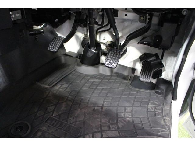 ハイゼットトラックスタンダード認定中古車　５速ＭＴ　パートタイム４ＷＤ　ナビ　ドライブレコーダー　マニュアルエアコン　オートライト　ＬＥＤヘッドライト　スマートアシスト　アイドリングストップ　　最大積載量３５０ｋｇ（香川県）の中古車