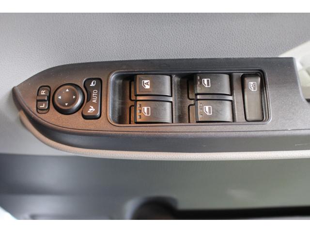 タントＸセレクション認定中古車　ＣＶＴ　ナビ　パノラマカメラ　ドライブレコーダー　ＥＴＣ　キーフリーシステム　シートヒーター　ステアリングスイッチ　オートエアコン　オートライト　ＬＥＤヘッドライト　スマートアシスト（香川県）の中古車