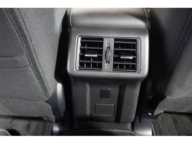 アウトランダー２０Ｇ認定中古車　ＣＶＴ　ナビ　全方位カメラ　ＥＴＣ　キーフリーシステム　ステアリングヒーター　ステアリングスイッチ　ターンシグナル付き電動格納ミラー　ＬＥＤヘッドライト　オートライト　オートエアコン（香川県）の中古車