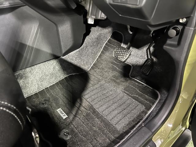 タフトG ダーククロムベンチャー認定中古車 CVT バックカメラ キーフリーシステム シートヒーター オートエアコン ステアリングスイッチ オートライト(香川県)の中古車