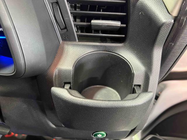 フィットハイブリッドLパッケージナビ ドライブレコーダー ETC バックカメラ キーフリーシステム オートエアコン ステアリングスイッチ(香川県)の中古車