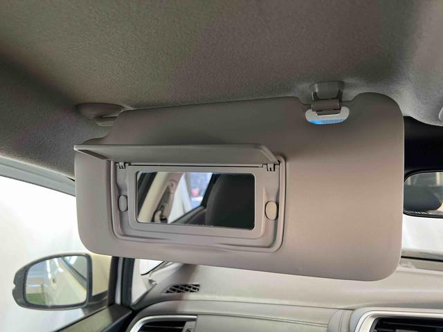 フィットハイブリッドLパッケージナビ ドライブレコーダー ETC バックカメラ キーフリーシステム オートエアコン ステアリングスイッチ(香川県)の中古車