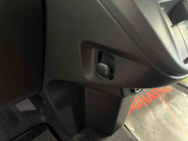 タントX認定中古車 CVT 9インチディスプレイオーディオ バックカメラ キーフリーシステム 助手席側ピラーレス パワースライドドア ステアリングスイッチ(香川県)の中古車