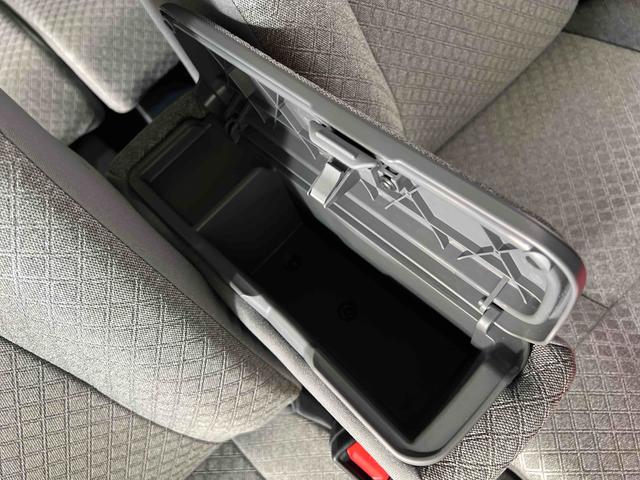 タントX認定中古車 CVT 9インチディスプレイオーディオ バックカメラ キーフリーシステム 助手席側ピラーレス パワースライドドア ステアリングスイッチ(香川県)の中古車