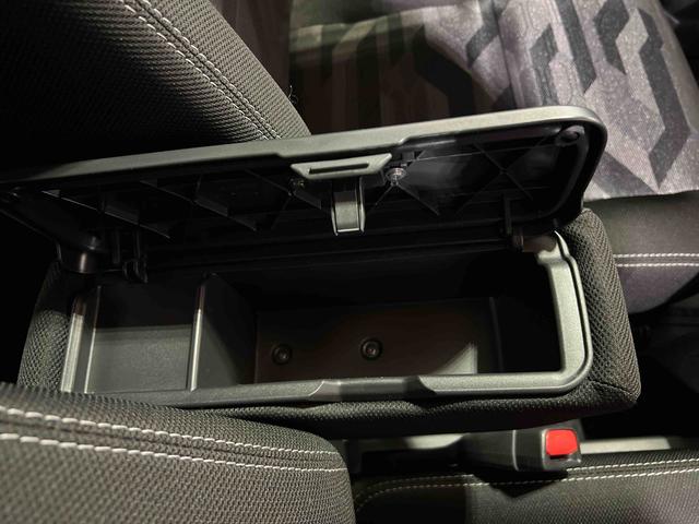 タフトＧ　ダーククロムベンチャーディスプレイオーディオ　ＴＶ　バックカメラ　ＬＥＤヘッドライト　シートヒーター　キーフリーシステム　オートエアコン　認定中古車　ＣＶＴ　６６０（香川県）の中古車