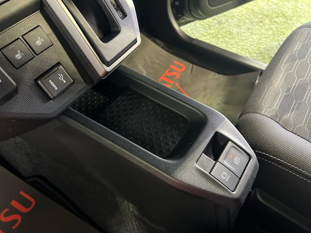 タフトＧ　ダーククロムベンチャー９インチディスプレイオーディオ　ＴＶ　バックカメラ　キーフリーシステム　シートヒーター　オートエアコン　電動格納ミラー　認定中古車　ＣＶＴ　６６０（香川県）の中古車