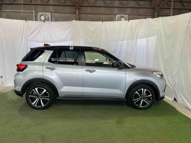 ロッキープレミアムナビ　バックカメラ　ドライブレコーダー　ＥＴＣ　ステアリングスイッチ　キーフリーシステム　オートエアコン　シートヒーター　認定中古車　ＣＶＴ　６６０（香川県）の中古車