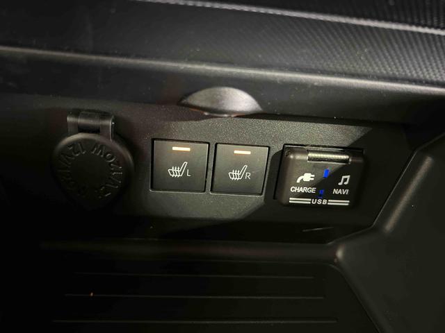 ロッキープレミアムナビ　バックカメラ　ドライブレコーダー　ＥＴＣ　ステアリングスイッチ　キーフリーシステム　オートエアコン　シートヒーター　認定中古車　ＣＶＴ　６６０（香川県）の中古車