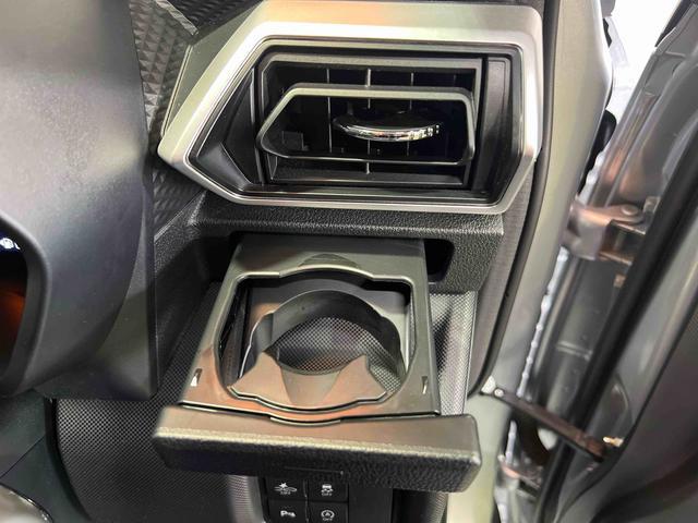 ロッキープレミアムナビ　バックカメラ　ドライブレコーダー　ＥＴＣ　ステアリングスイッチ　キーフリーシステム　オートエアコン　シートヒーター　認定中古車　ＣＶＴ　６６０（香川県）の中古車