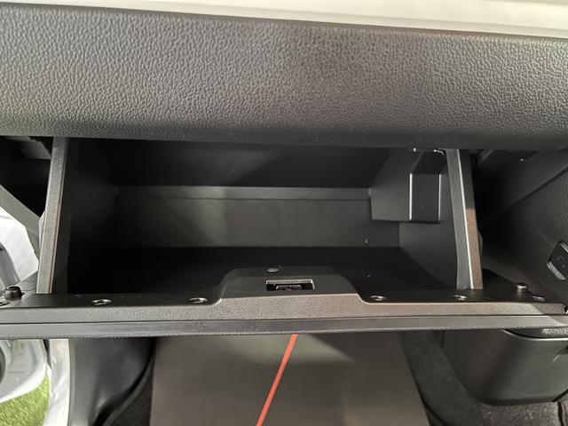 ムーヴキャンバスストライプスＧ純正ナビ　バックカメラ　シートヒーター　ステアリングスイッチ　ホッとカップホルダー　キーフリーシステム　両側パワースライドドア　認定中古車　ＣＶＴ　６６０（香川県）の中古車