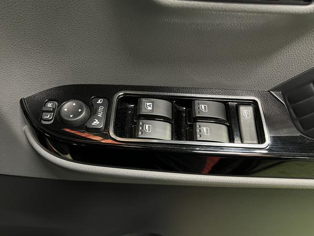 タントカスタムＲＳ純正ナビ　ＥＴＣ　バックカメラ　キーフリーシステム　ステアリングスイッチ　両側パワースライドドア　オートエアコン　認定中古車　ＣＶＴ　６６０（香川県）の中古車