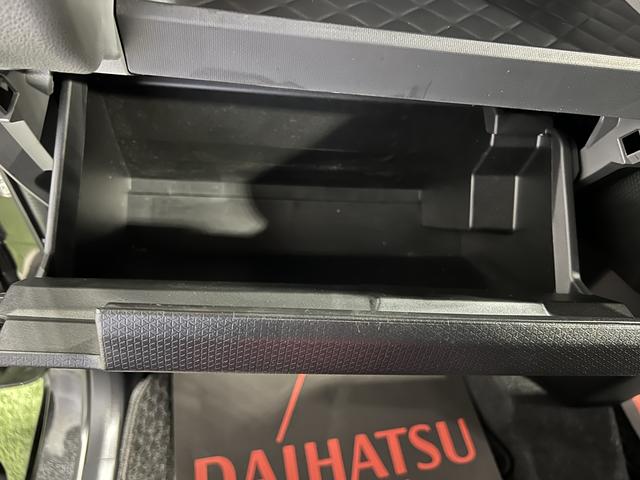 タントカスタムＲＳ純正ナビ　ＥＴＣ　バックカメラ　キーフリーシステム　ステアリングスイッチ　両側パワースライドドア　オートエアコン　認定中古車　ＣＶＴ　６６０（香川県）の中古車