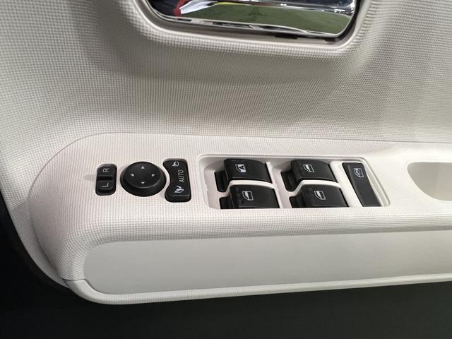 ムーヴキャンバスストライプスＧターボナビ　ドライブレコーダー　バックカメラ　ホッとカップホルダー　ステアリングスイッチ　両側パワースライドドア　キーフリーシステム　認定中古車　ＣＶＴ　６６０（香川県）の中古車