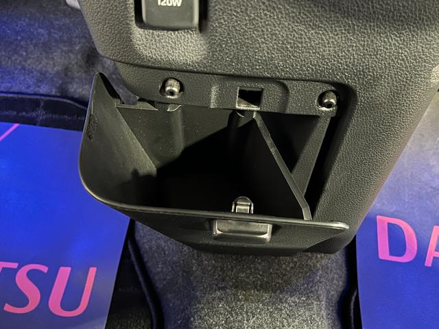 ムーヴキャンバスストライプスＧターボナビ　ドライブレコーダー　バックカメラ　ホッとカップホルダー　ステアリングスイッチ　両側パワースライドドア　キーフリーシステム　認定中古車　ＣＶＴ　６６０（香川県）の中古車