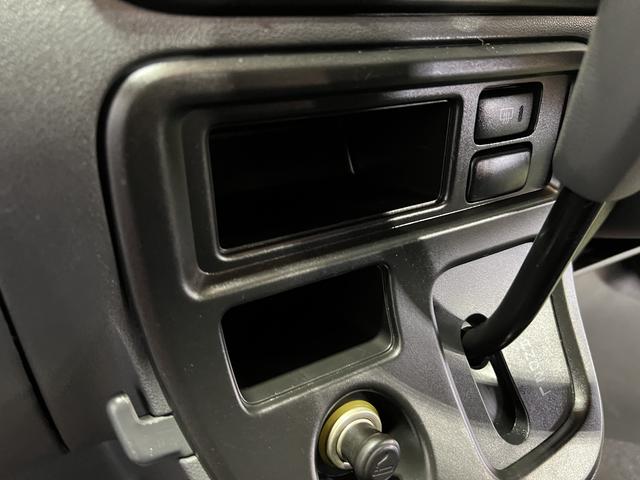 ハイゼットカーゴクルーズキーレスエントリー　電動格納ミラー　マニュアルエアコン　パワーウインドウ　パネルシフト　認定中古車　ＡＴ　６６０（香川県）の中古車