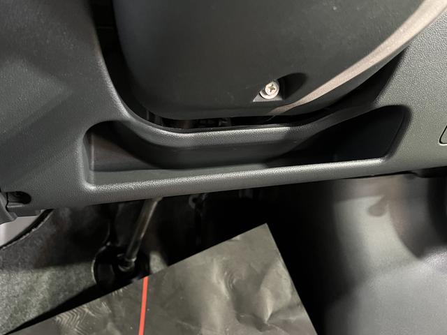 ハイゼットカーゴクルーズキーレスエントリー　電動格納ミラー　マニュアルエアコン　パワーウインドウ　パネルシフト　認定中古車　ＡＴ　６６０（香川県）の中古車