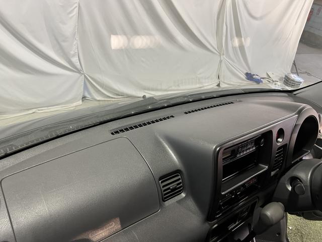 ハイゼットカーゴクルーズキーレスエントリー　電動格納ミラー　マニュアルエアコン　パワーウインドウ　パネルシフト　認定中古車　ＡＴ　６６０（香川県）の中古車