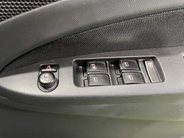 ムーヴカスタム　ＲＳＣＤラジオ　キーフリーシステム　オートエアコン　電動格納ミラー　パワーウインドウ　取説。保証書付き　認定中古車　ＣＶＴ　６６０（香川県）の中古車