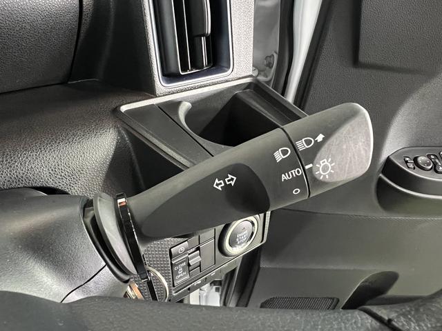 タントＸステアリングスイッチ　サンシェード　シートテーブル　キーフリーシステム　パワースライドドア　電動格納ミラー　オートエアコン　オートライト　認定中古車　ＣＶＴ　６６０（香川県）の中古車