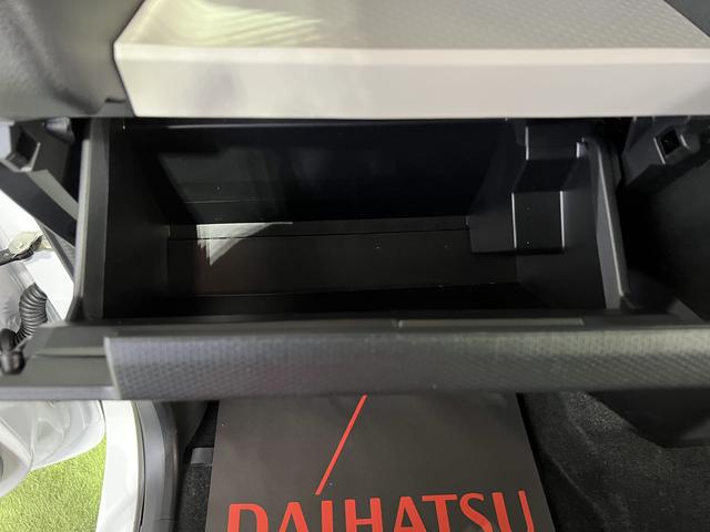 タントＸステアリングスイッチ　サンシェード　シートテーブル　キーフリーシステム　パワースライドドア　電動格納ミラー　オートエアコン　オートライト　認定中古車　ＣＶＴ　６６０（香川県）の中古車