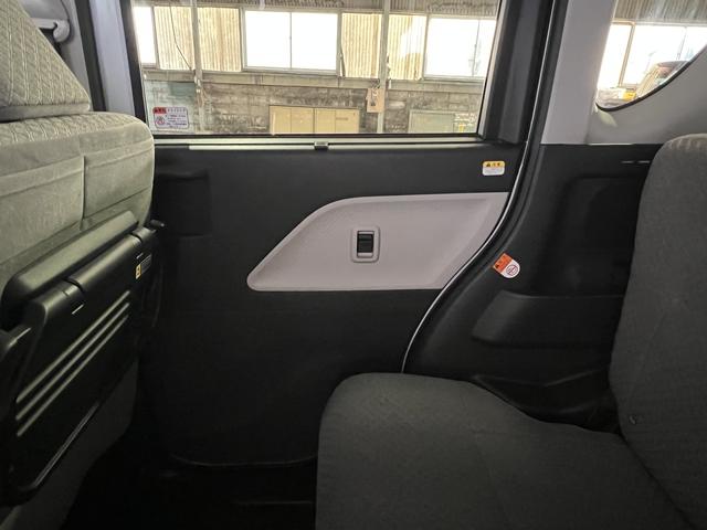 タントＸステアリングスイッチ　サンシェード　シートテーブル　キーフリーシステム　パワースライドドア　電動格納ミラー　オートエアコン　オートライト　認定中古車　ＣＶＴ　６６０（香川県）の中古車