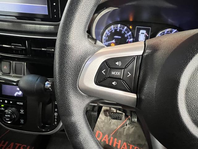 ムーヴカスタム　Ｘリミテッド　ＳＡIIIナビ　バックカメラ　ドライブレコーダー　ステアリングスイッチ　キーフリーシステム　オートエアコン　コーナーセンサー　認定中古車　ＣＶＴ　６６０（香川県）の中古車