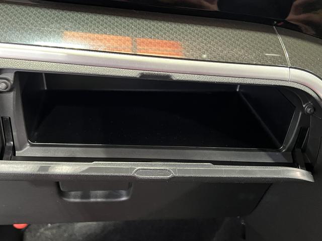 ムーヴカスタム　Ｘリミテッド　ＳＡIIIナビ　バックカメラ　ドライブレコーダー　ステアリングスイッチ　キーフリーシステム　オートエアコン　コーナーセンサー　認定中古車　ＣＶＴ　６６０（香川県）の中古車