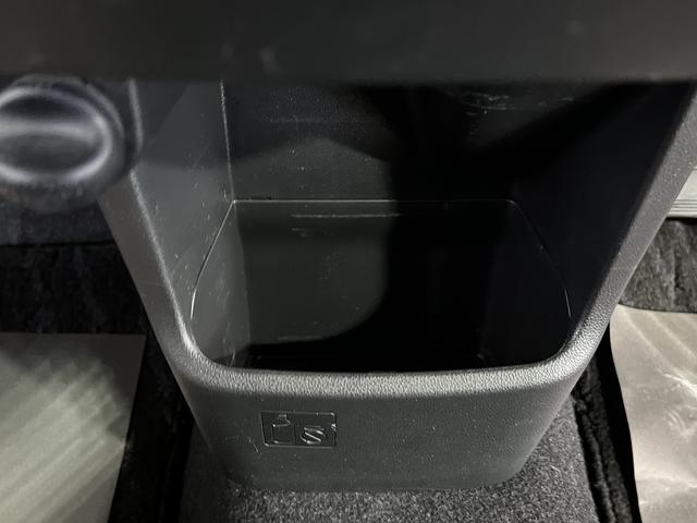 ムーヴカスタム　Ｘリミテッド　ＳＡIIIナビ　バックカメラ　ドライブレコーダー　ステアリングスイッチ　キーフリーシステム　オートエアコン　コーナーセンサー　認定中古車　ＣＶＴ　６６０（香川県）の中古車