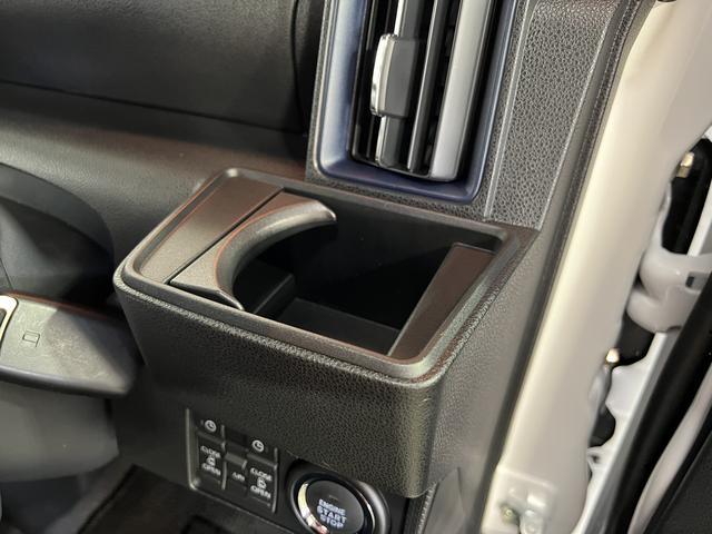 タントカスタムＸバックカメラ　シートヒーター　ステアリングスイッチ　両側パワースライドドア　助手席側ピラーレス　オートエアコン　認定中古車　ＣＶＴ　６６０（香川県）の中古車