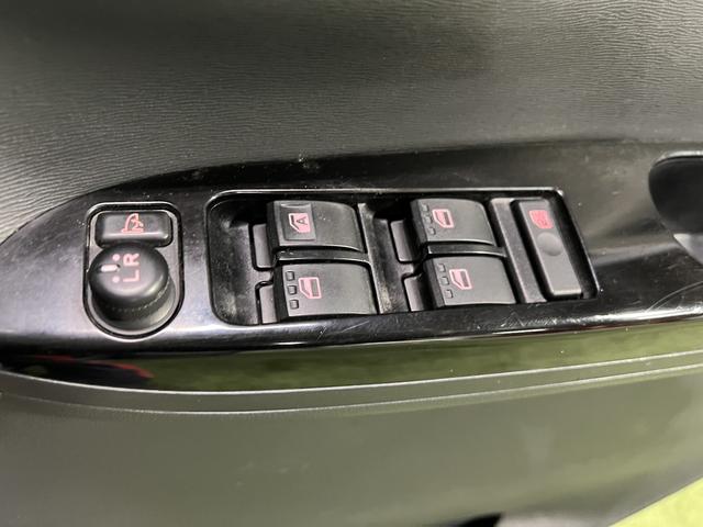 タントカスタムRS SAナビ バックカメラ キーフリー オートエアコン ステアリングスイッチ 両側パワースライドドア 助手席側ピラーレス 認定中古車 CVT 660(香川県)の中古車