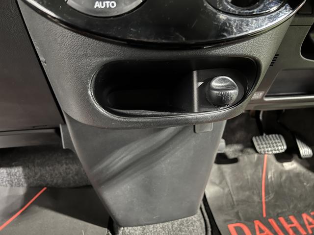 タントカスタムRS SAナビ バックカメラ キーフリー オートエアコン ステアリングスイッチ 両側パワースライドドア 助手席側ピラーレス 認定中古車 CVT 660(香川県)の中古車