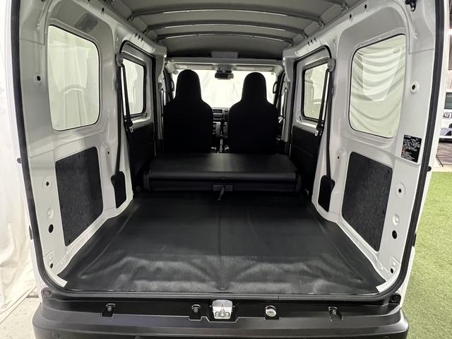 ハイゼットカーゴＤＸラジオ　キーレス　エアコン　取扱説明書　保証書　認定中古車　ＣＶＴ　６６０（香川県）の中古車